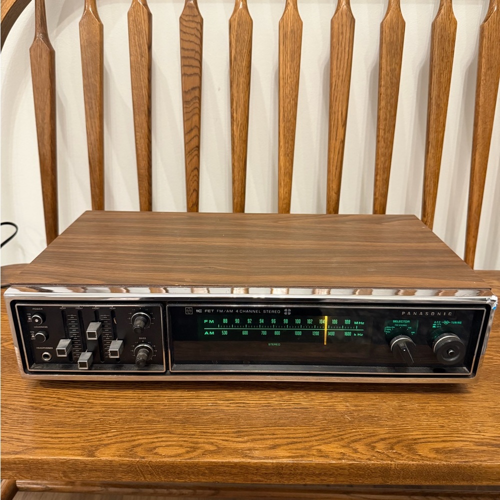 Panasonic AM/FM Stereo Receiver with Woodgrain Finish and Black Front